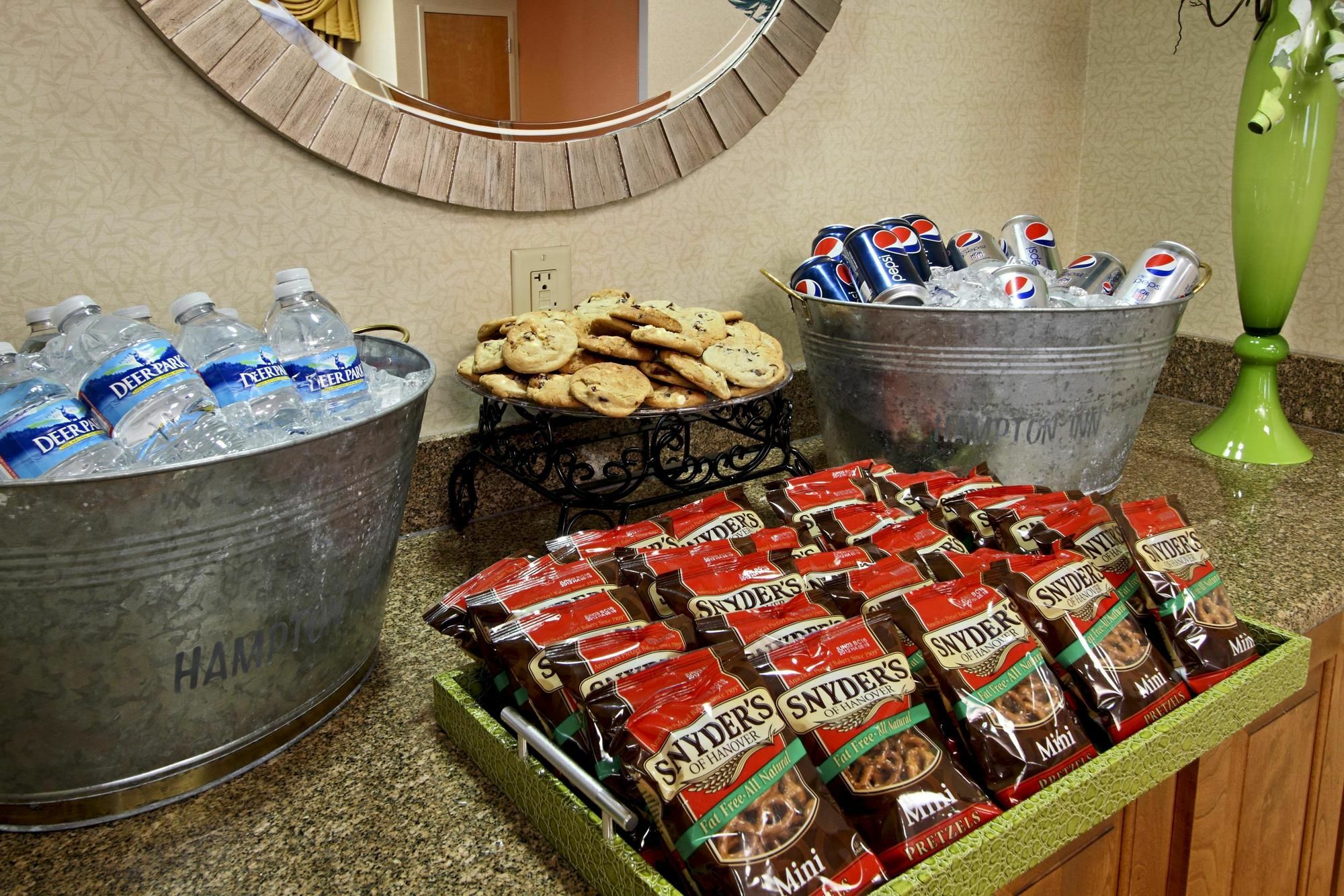 Hampton Inn Hagerstown-Maugansville Exteriör bild